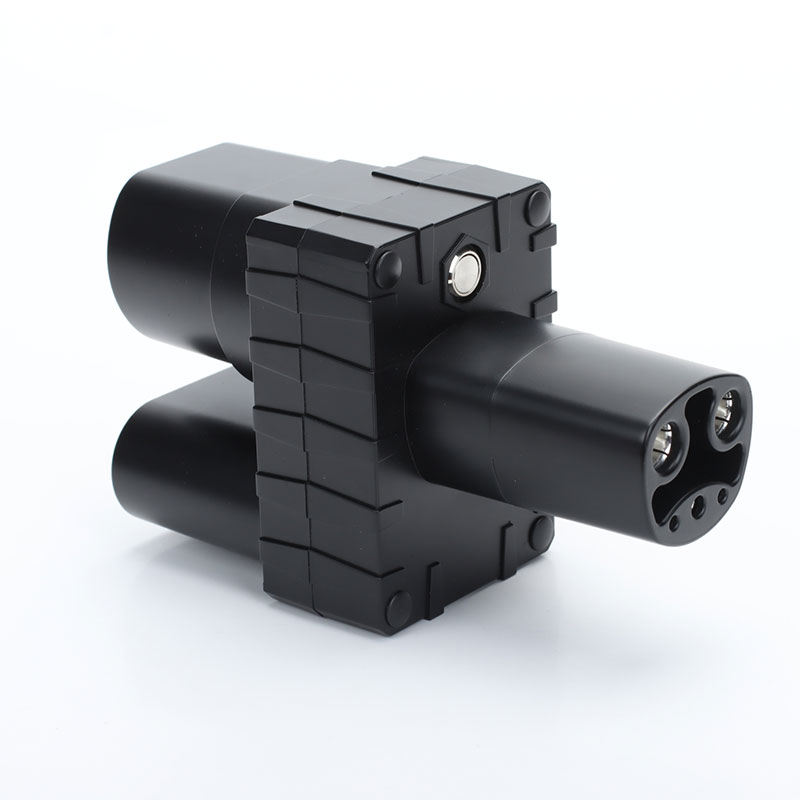 CCS2 a NACS adapterhez